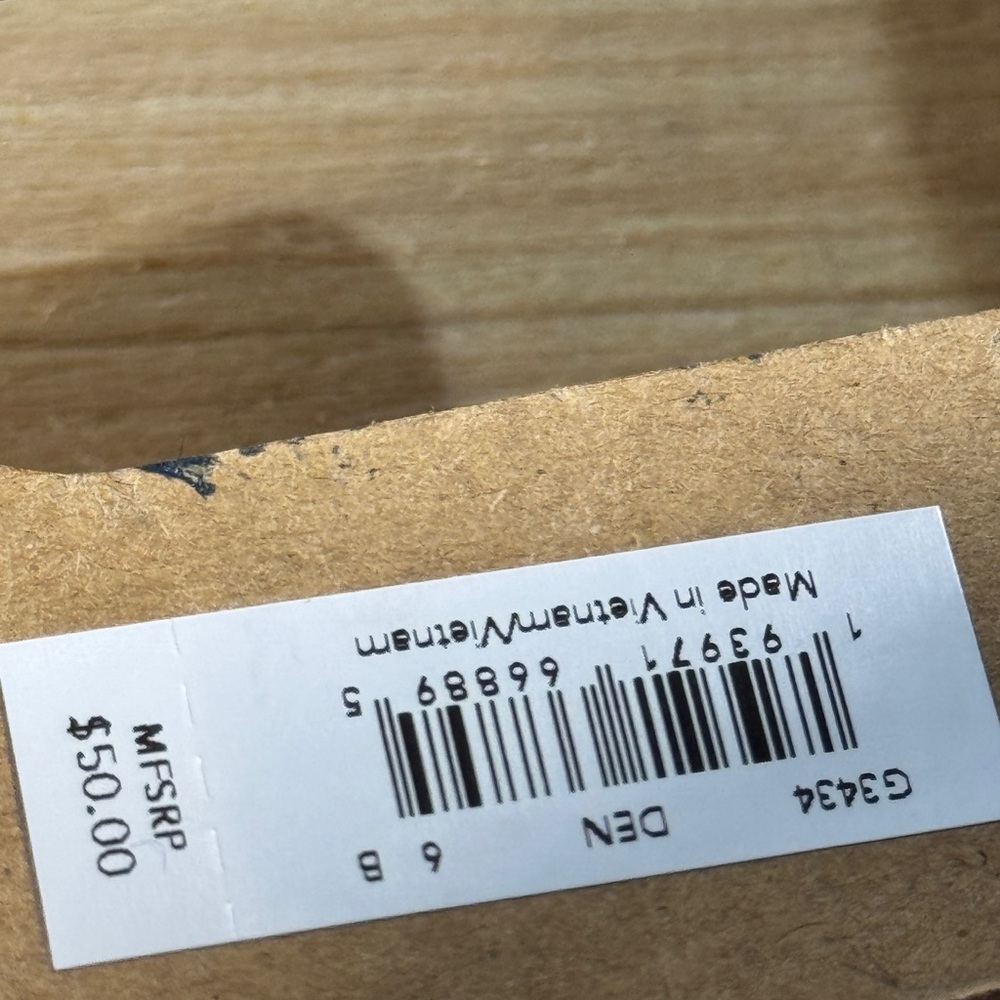 New Coach Blue Patterned Sandals - image 8